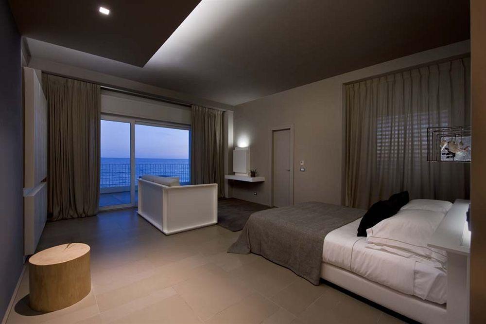 Il Fogliano Hotel Latina Esterno foto